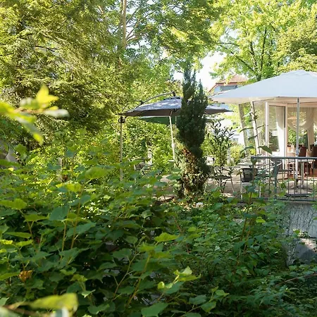 Alla-fonte & Tagungshaus